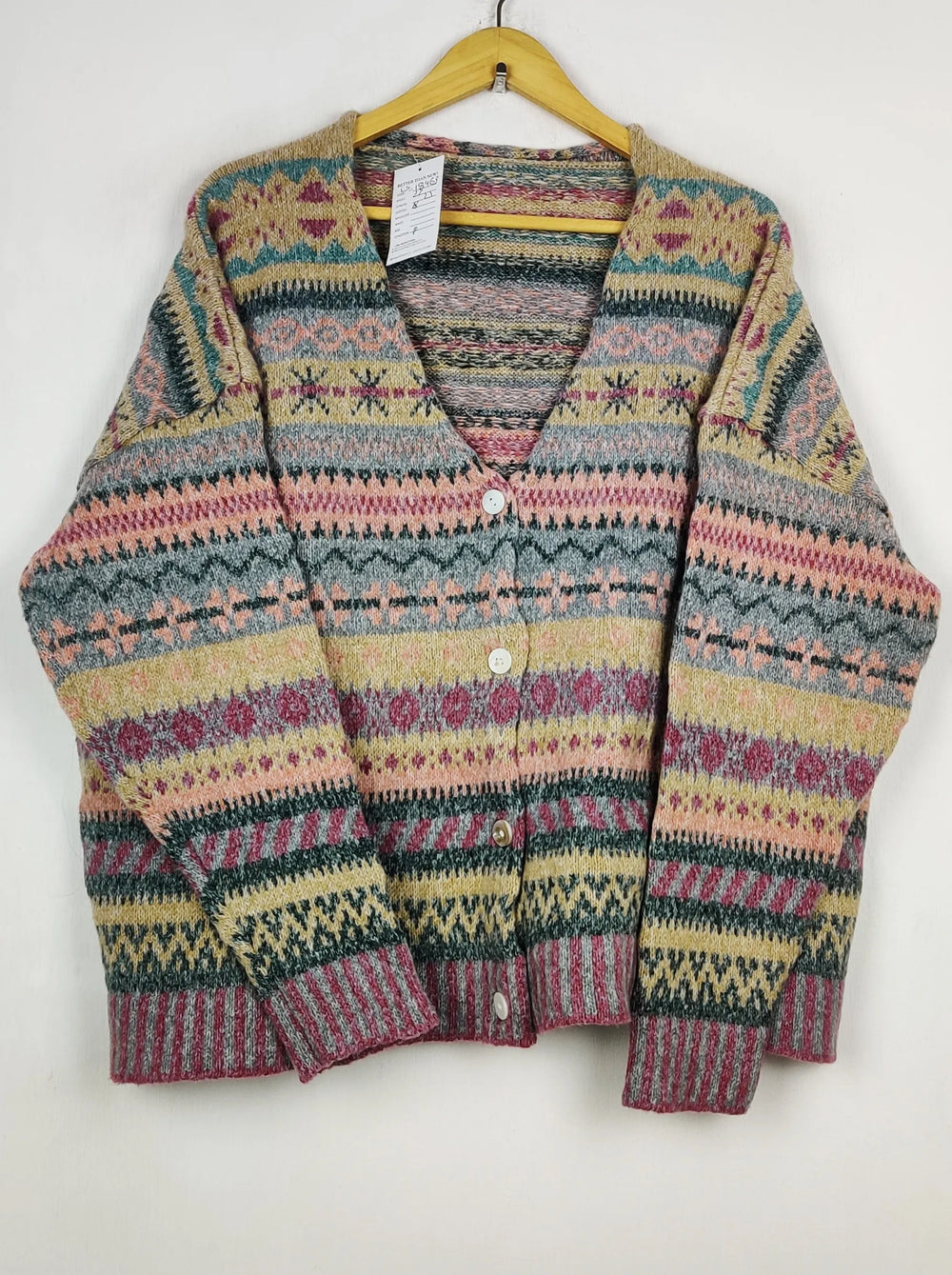 Buy online pre-used pre-loved 100% authentic & Original branded Unknown Brand (LS-18463) available in Pakistan. Top international brands avilable.