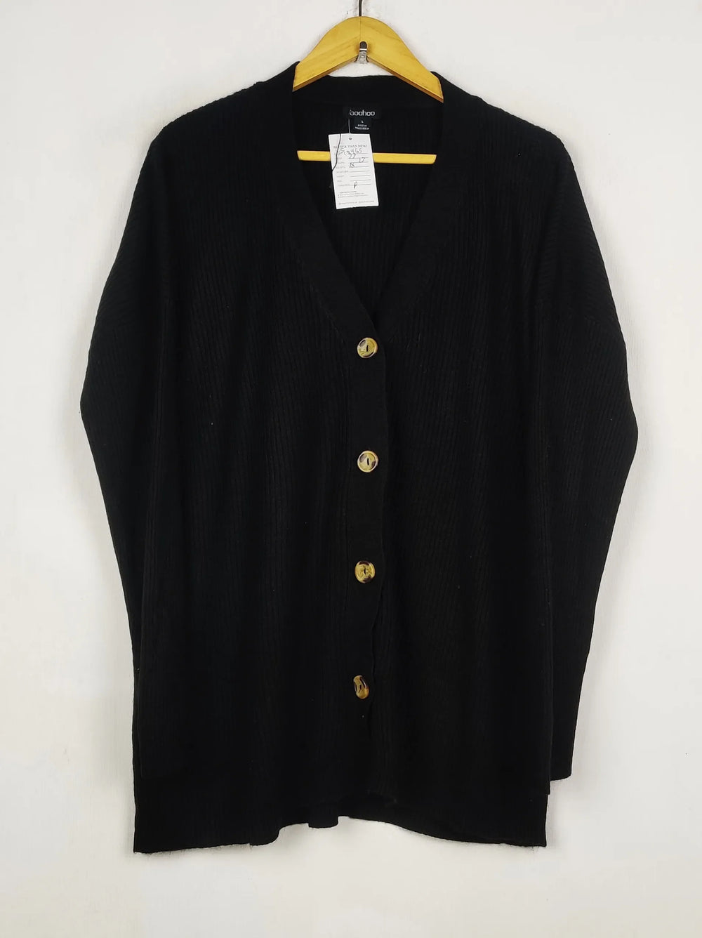 Buy online pre-used pre-loved 100% authentic & Original branded Boohoo (LS-18465) available in Pakistan. Top international brands avilable.