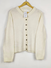 Buy online pre-used pre-loved 100% authentic & Original branded Stradivarius (LS-18469) available in Pakistan. Top international brands avilable.