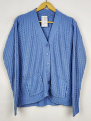 Buy online pre-used pre-loved 100% authentic & Original branded Unknown Brand (LS-18502) available in Pakistan. Top international brands avilable.