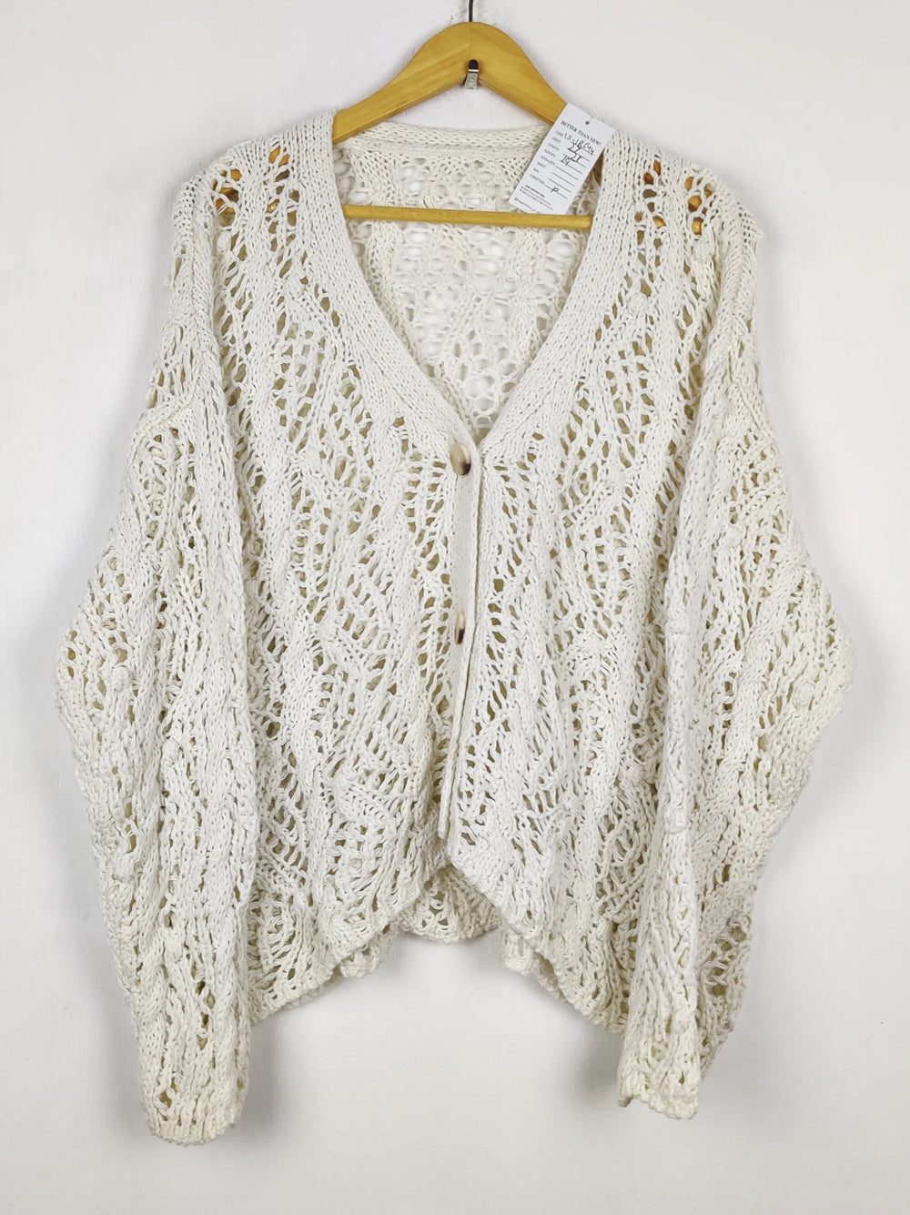 Buy online pre-used pre-loved 100% authentic & Original branded Unknown Brand (LS-18544) available in Pakistan. Top international brands avilable.