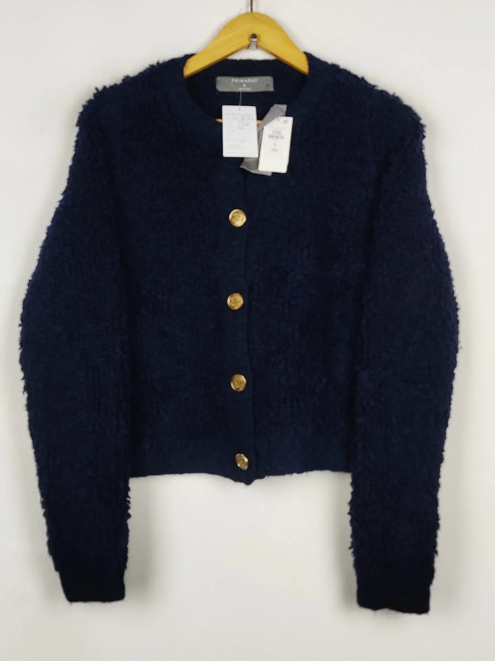 Buy online pre-used pre-loved 100% authentic & Original branded Primark (LS-18563) available in Pakistan. Top international brands avilable.