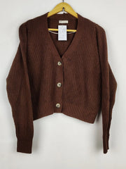 Buy online pre-used pre-loved 100% authentic & Original branded Stradivarius (LS-18641) available in Pakistan. Top international brands avilable.
