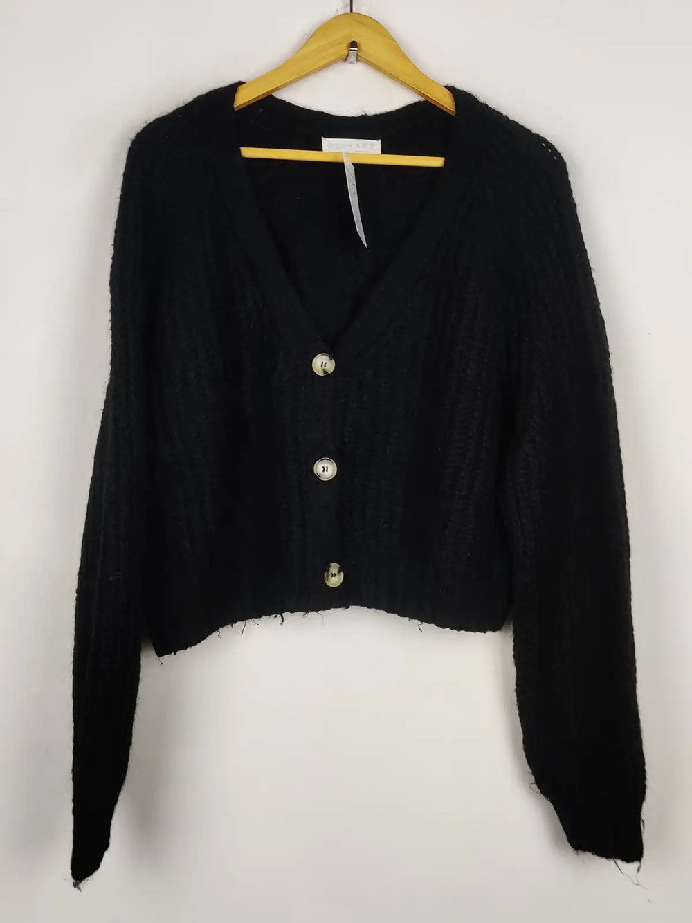 Buy online pre-used pre-loved 100% authentic & Original branded Primark (LS-18649) available in Pakistan. Top international brands avilable.