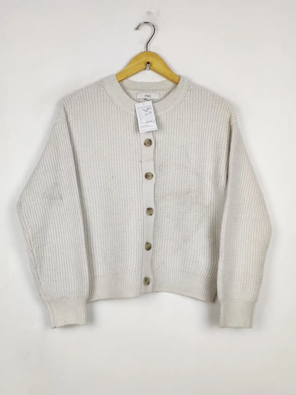 Buy online pre-used pre-loved 100% authentic & Original branded Marks & Spencer (LS-18656) available in Pakistan. Top international brands avilable.