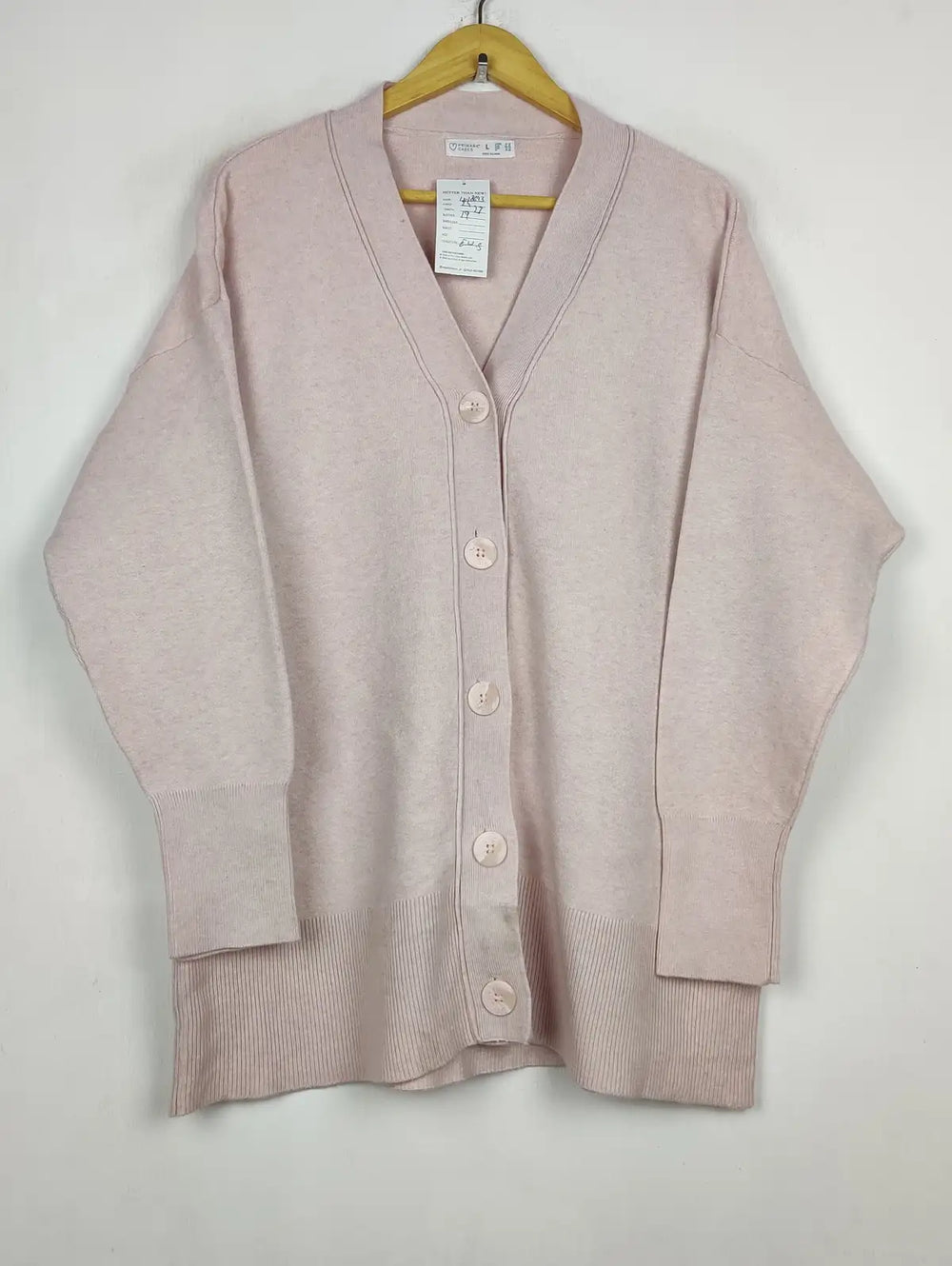 Buy online pre-used pre-loved 100% authentic & Original branded Primark (LS-18693) available in Pakistan. Top international brands avilable.
