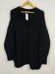 Buy online pre-used pre-loved 100% authentic & Original branded Primark (LS-18700) available in Pakistan. Top international brands avilable.