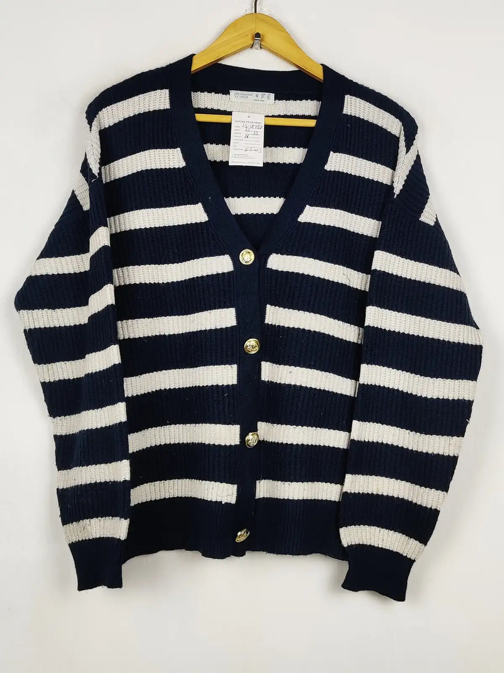 Buy online pre-used pre-loved 100% authentic & Original branded Primark (LS-18752) available in Pakistan. Top international brands avilable.