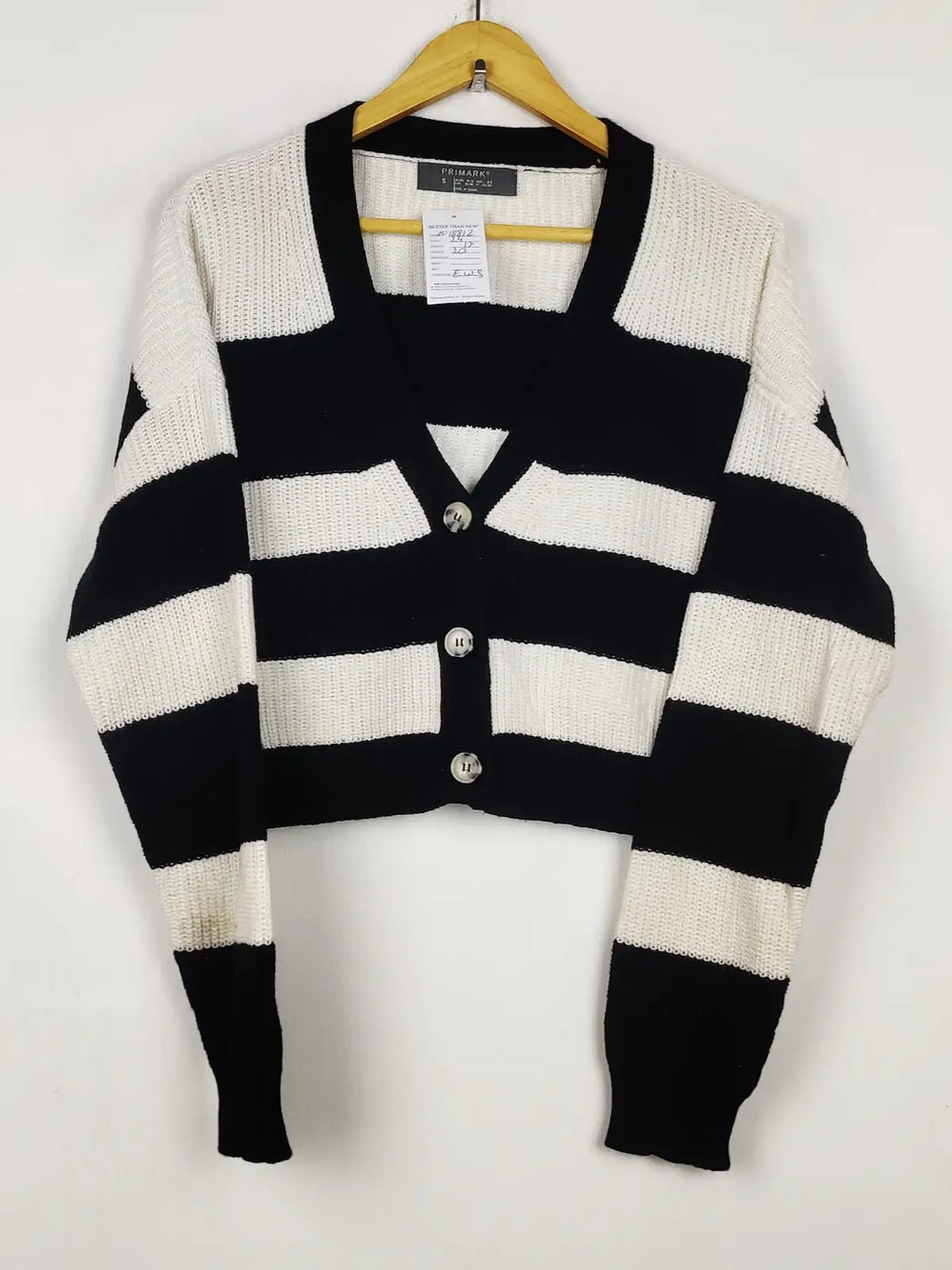 Buy online pre-used pre-loved 100% authentic & Original branded Primark (LS-18812) available in Pakistan. Top international brands avilable.