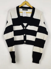 Buy online pre-used pre-loved 100% authentic & Original branded Primark (LS-18812) available in Pakistan. Top international brands avilable.