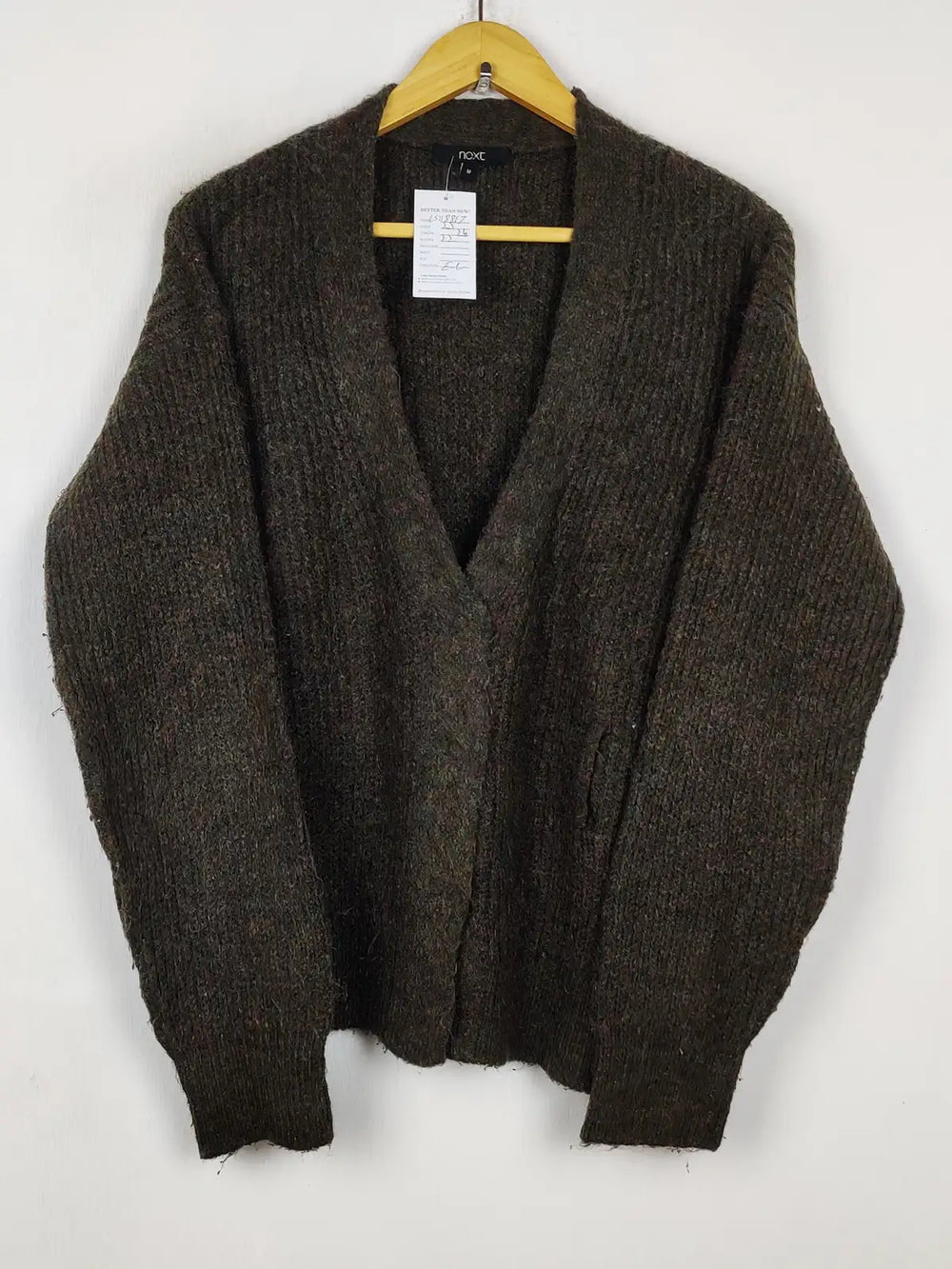 Buy online pre-used pre-loved 100% authentic & Original branded Next (LS-18817) available in Pakistan. Top international brands avilable.