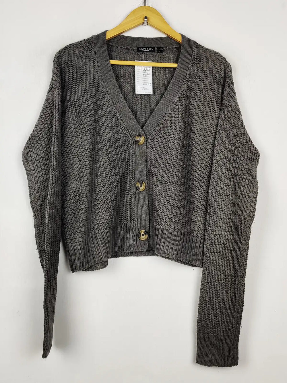 Buy online pre-used pre-loved 100% authentic & Original branded Brave Soul (LS-18832) available in Pakistan. Top international brands avilable.