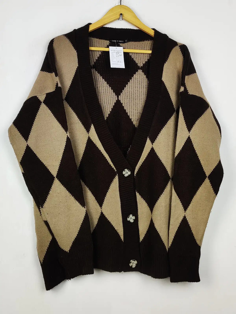 Buy online pre-used pre-loved 100% authentic & Original branded I Saw It First (LS-18870) available in Pakistan. Top international brands avilable.