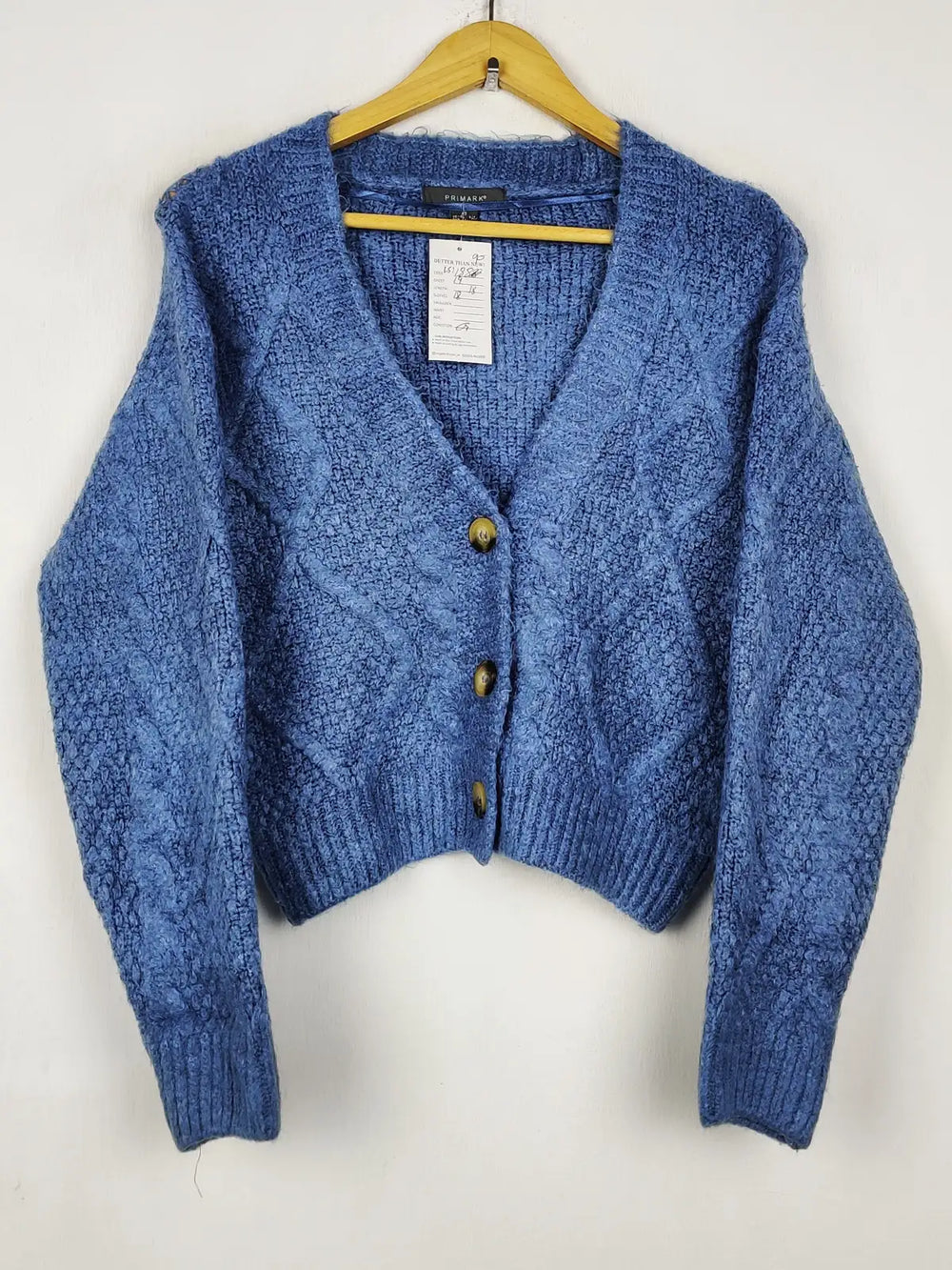 Buy online pre-used pre-loved 100% authentic & Original branded Primark (LS-18890) available in Pakistan. Top international brands avilable.