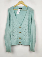 Buy online pre-used pre-loved 100% authentic & Original branded Dunnes Stores (LS-18945) available in Pakistan. Top international brands avilable.