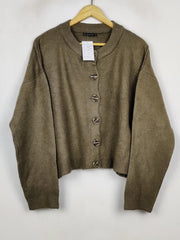 Buy online pre-used pre-loved 100% authentic & Original branded Dunnes Stores (LS-18957) available in Pakistan. Top international brands avilable.
