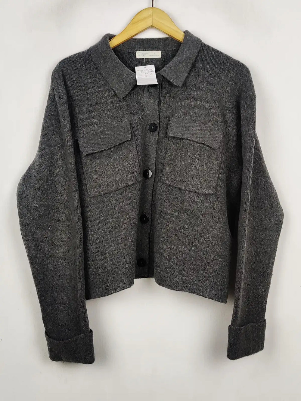 Buy online pre-used pre-loved 100% authentic & Original branded Primark (LS-18966) available in Pakistan. Top international brands avilable.