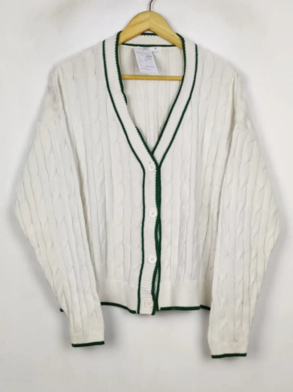 Buy online pre-used pre-loved 100% authentic & Original branded Primark (LS-18988) available in Pakistan. Top international brands avilable.