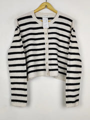 Buy online pre-used pre-loved 100% authentic & Original branded Primark (LS-19017) available in Pakistan. Top international brands avilable.