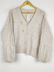 Buy online pre-used pre-loved 100% authentic & Original branded Gallery (LS-19050) available in Pakistan. Top international brands avilable.
