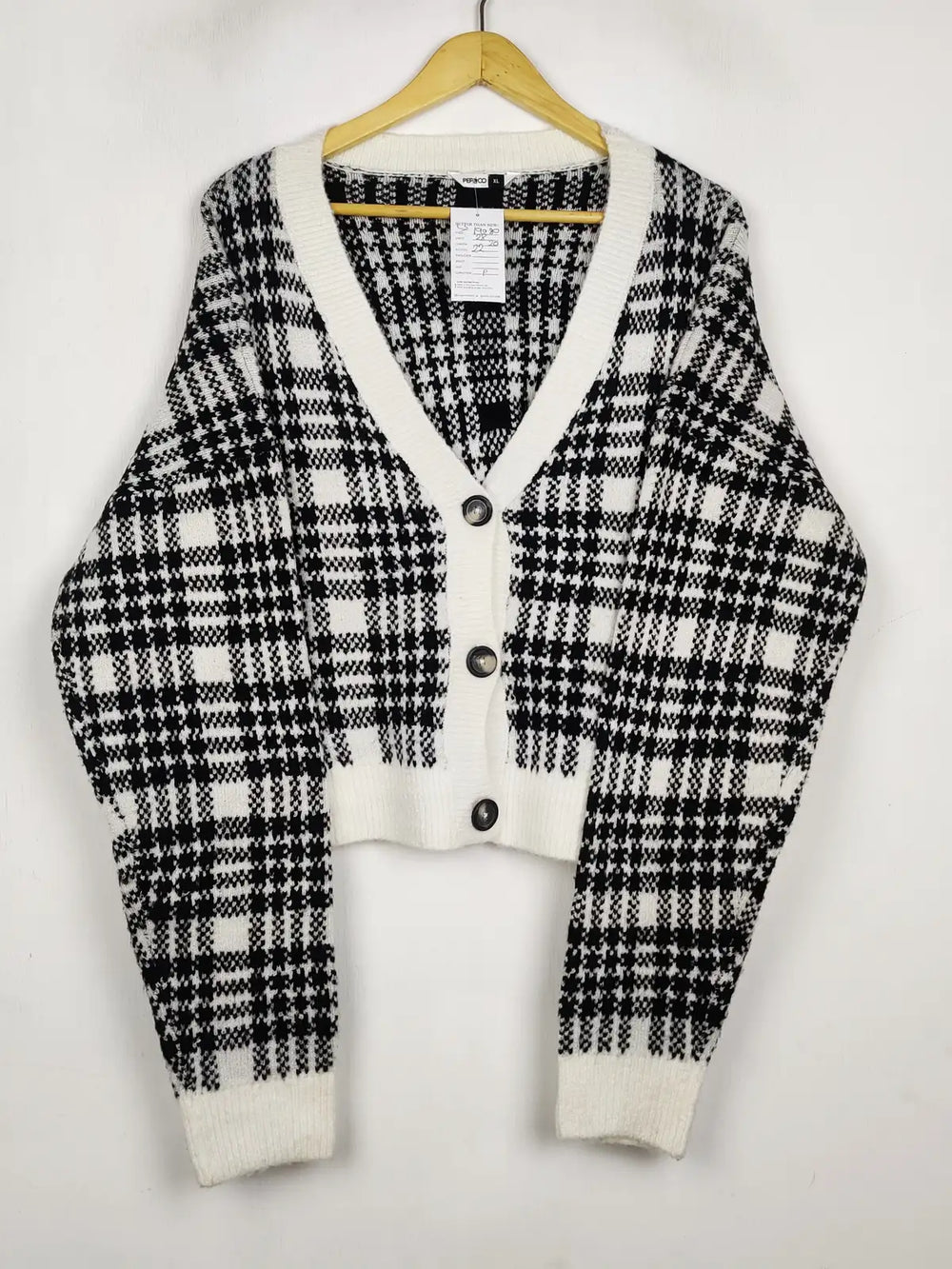 Buy online pre-used pre-loved 100% authentic & Original branded Pep&Co (LS-19080) available in Pakistan. Top international brands avilable.