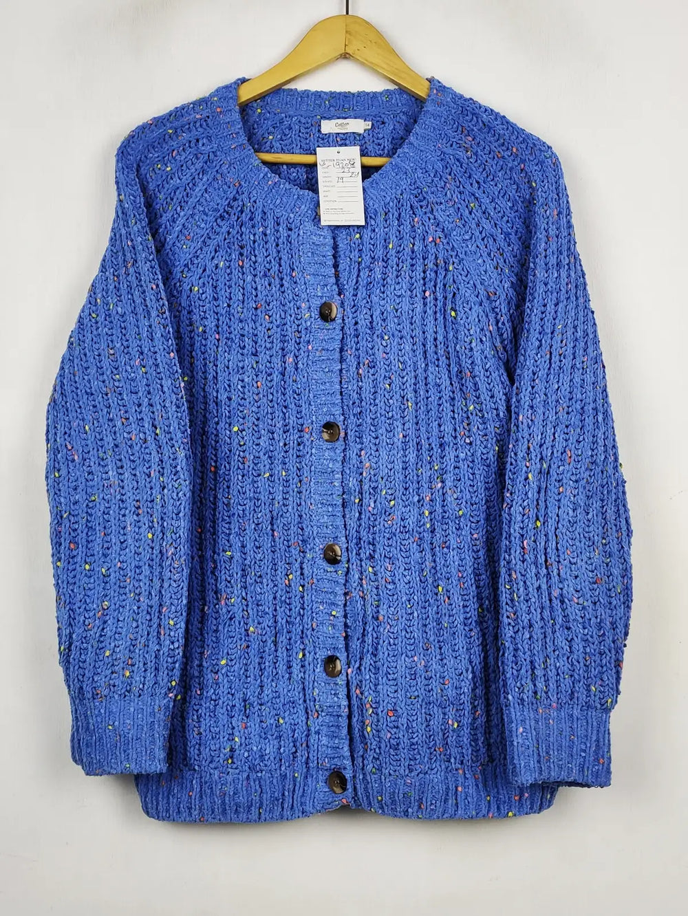 Buy online pre-used pre-loved 100% authentic & Original branded Cotton Traders (LS-19208) available in Pakistan. Top international brands avilable.