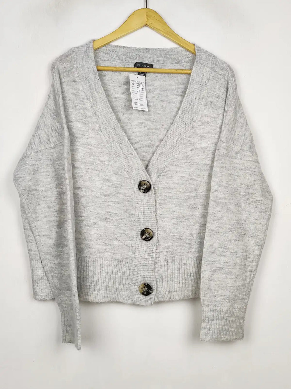 Buy online pre-used pre-loved 100% authentic & Original branded Primark (LS-19237) available in Pakistan. Top international brands avilable.