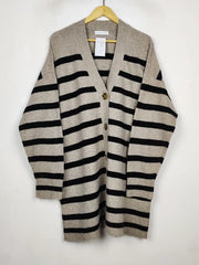 Buy online pre-used pre-loved 100% authentic & Original branded Primark (LS-19268) available in Pakistan. Top international brands avilable.