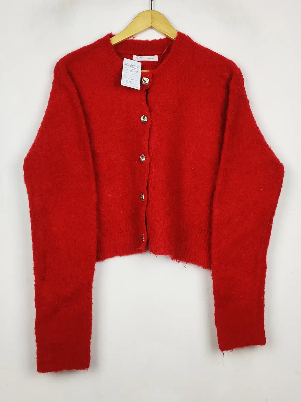 Buy online pre-used pre-loved 100% authentic & Original branded Primark (LS-19273) available in Pakistan. Top international brands avilable.