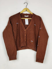 Buy online pre-used pre-loved 100% authentic & Original branded Stradivarius (LS-19357) available in Pakistan. Top international brands avilable.