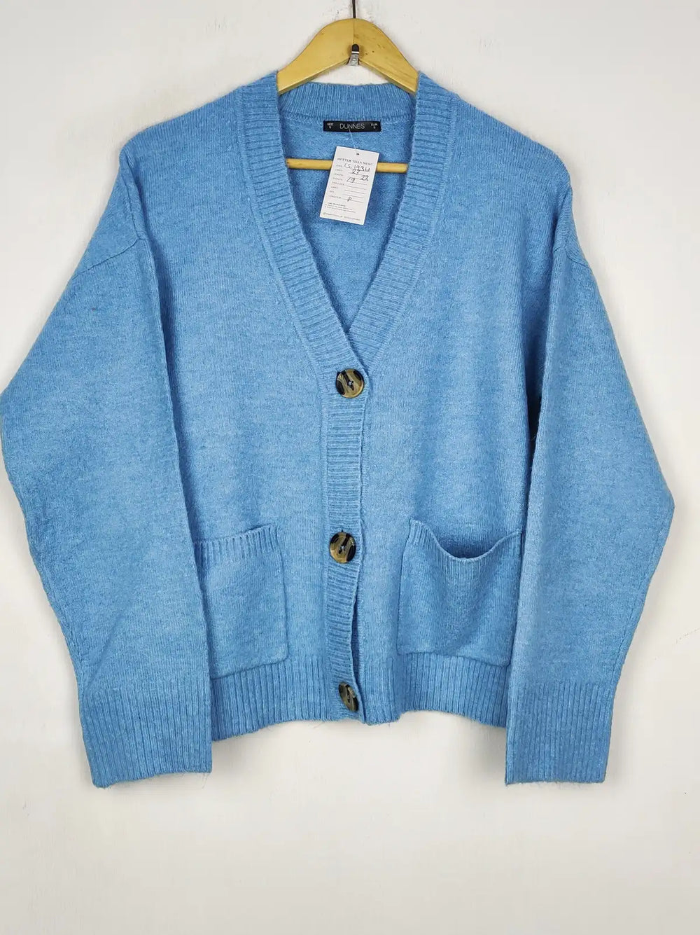Buy online pre-used pre-loved 100% authentic & Original branded Dunnes Stores (LS-19361) available in Pakistan. Top international brands avilable.