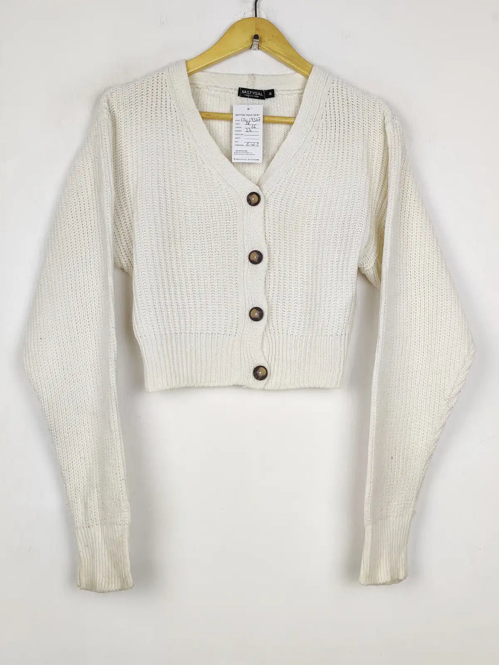 Buy online pre-used pre-loved 100% authentic & Original branded Nasty Gal (LS-19367) available in Pakistan. Top international brands avilable.