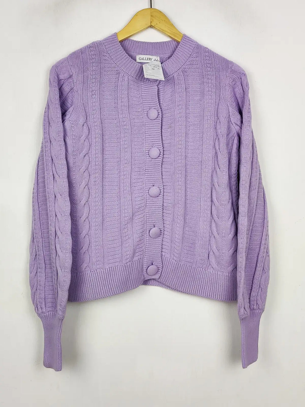 Buy online pre-used pre-loved 100% authentic & Original branded Gallery (LS-19393) available in Pakistan. Top international brands avilable.
