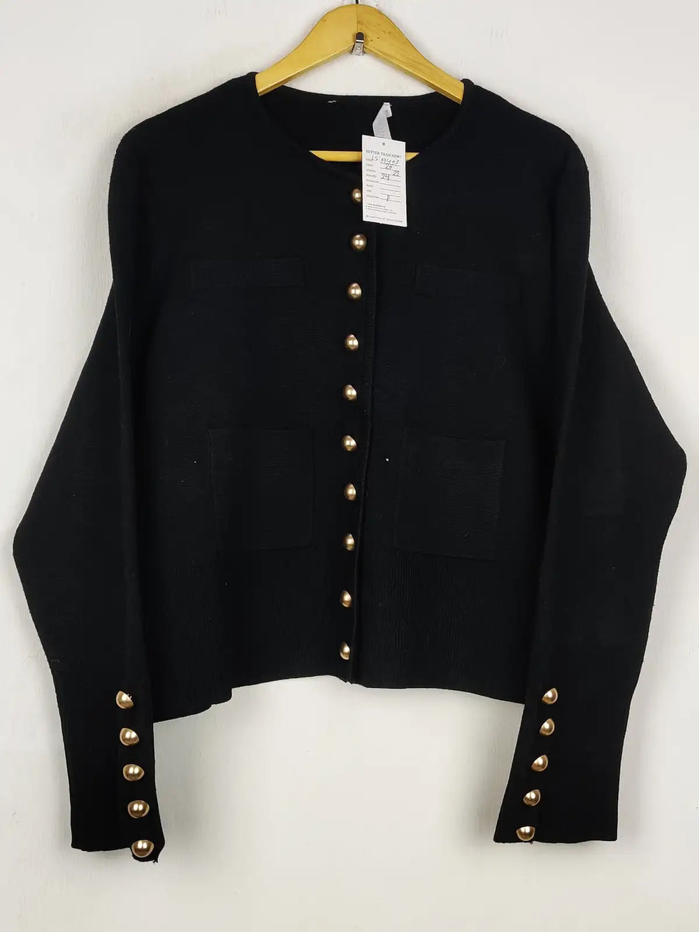 Buy online pre-used pre-loved 100% authentic & Original branded Gallery (LS-19403) available in Pakistan. Top international brands avilable.