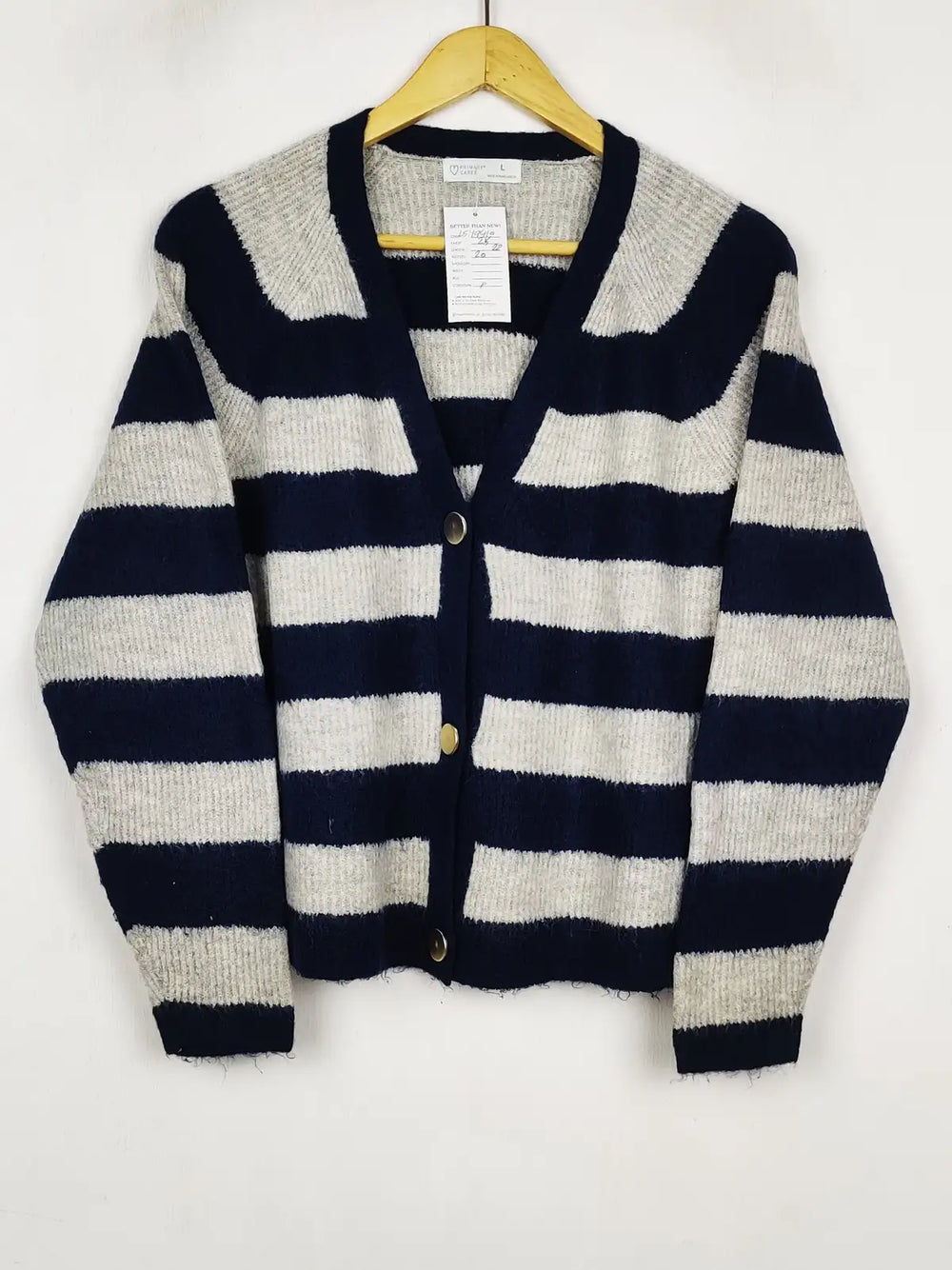 Buy online pre-used pre-loved 100% authentic & Original branded Primark (LS-19410) available in Pakistan. Top international brands avilable.