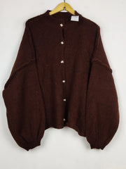 Buy online pre-used pre-loved 100% authentic & Original branded Unknown Brand (LS-19501) available in Pakistan. Top international brands avilable.