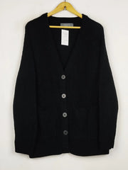 Buy online pre-used pre-loved 100% authentic & Original branded Primark (LS-19524) available in Pakistan. Top international brands avilable.