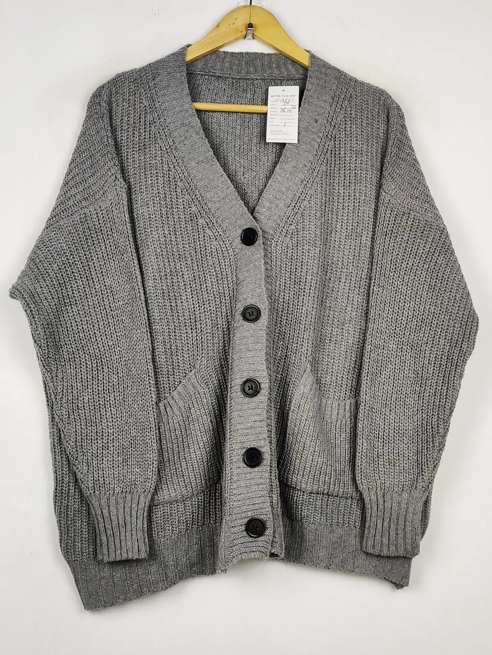 Buy online pre-used pre-loved 100% authentic & Original branded Urbanic (LS-19567) available in Pakistan. Top international brands avilable.