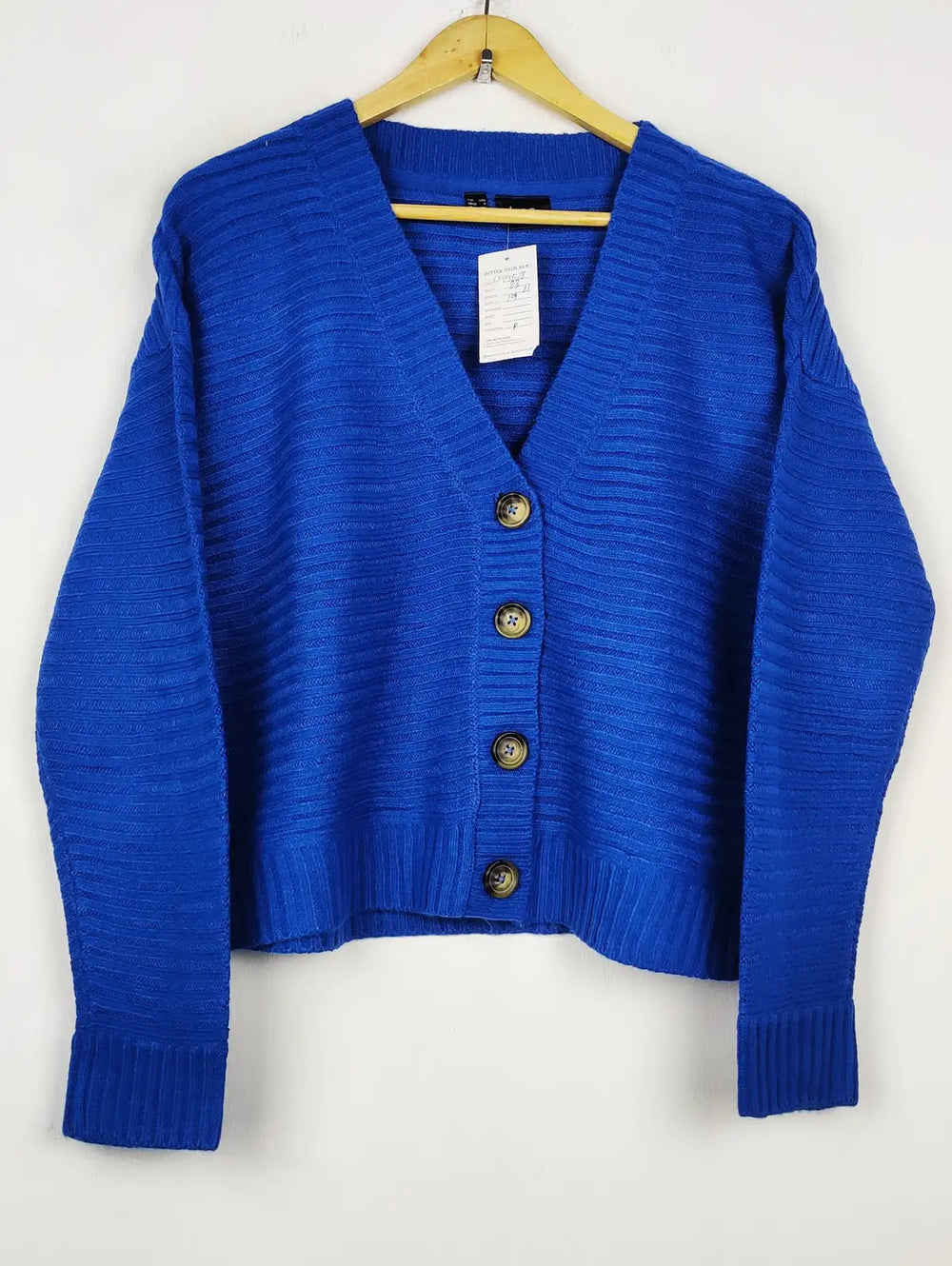 Buy online pre-used pre-loved 100% authentic & Original branded Bpc (LS-19578) available in Pakistan. Top international brands avilable.