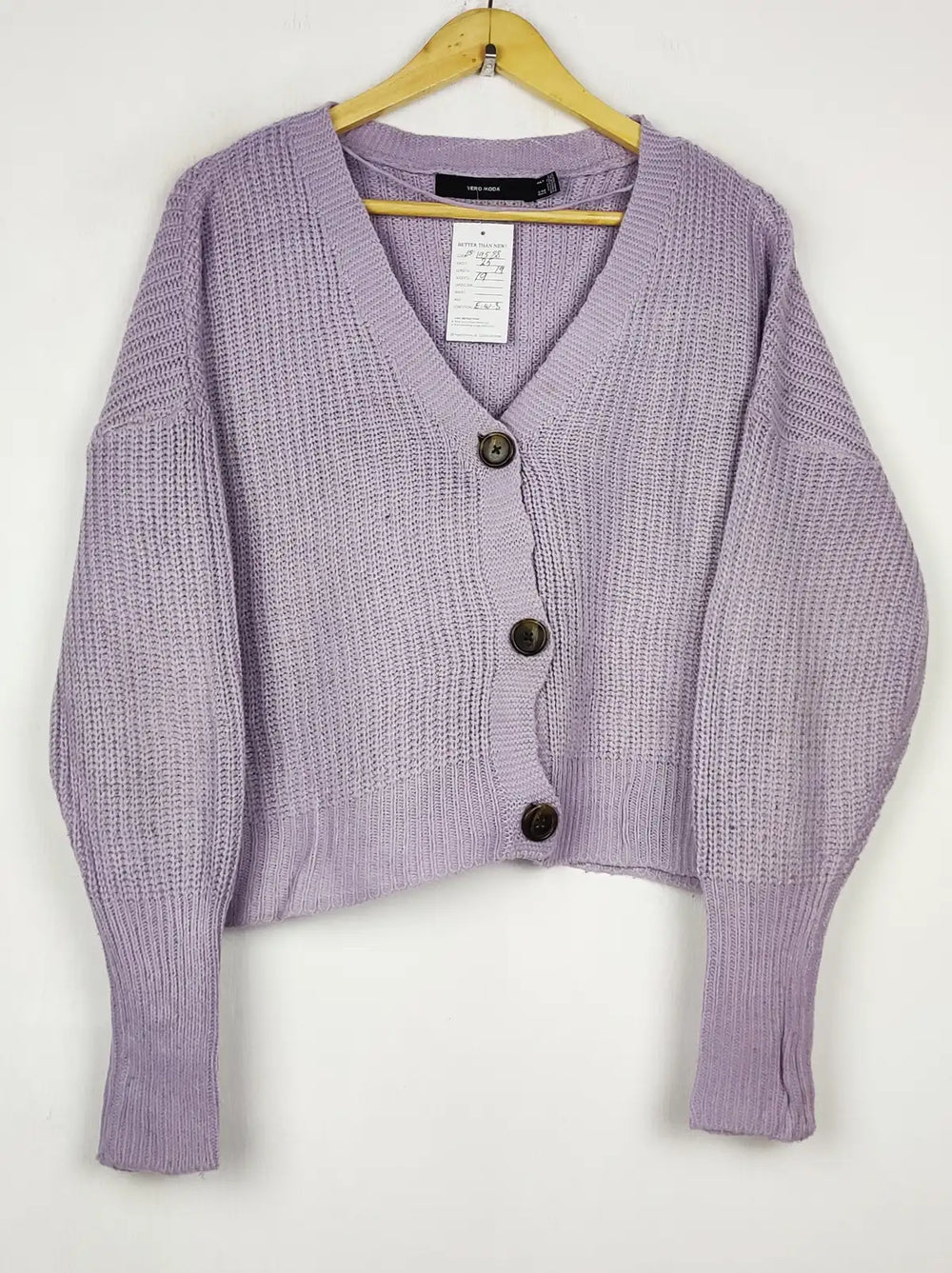 Buy online pre-used pre-loved 100% authentic & Original branded Vero Moda (LS-19588) available in Pakistan. Top international brands avilable.
