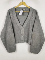 Buy online pre-used pre-loved 100% authentic & Original branded H&M (LS-19609) available in Pakistan. Top international brands avilable.