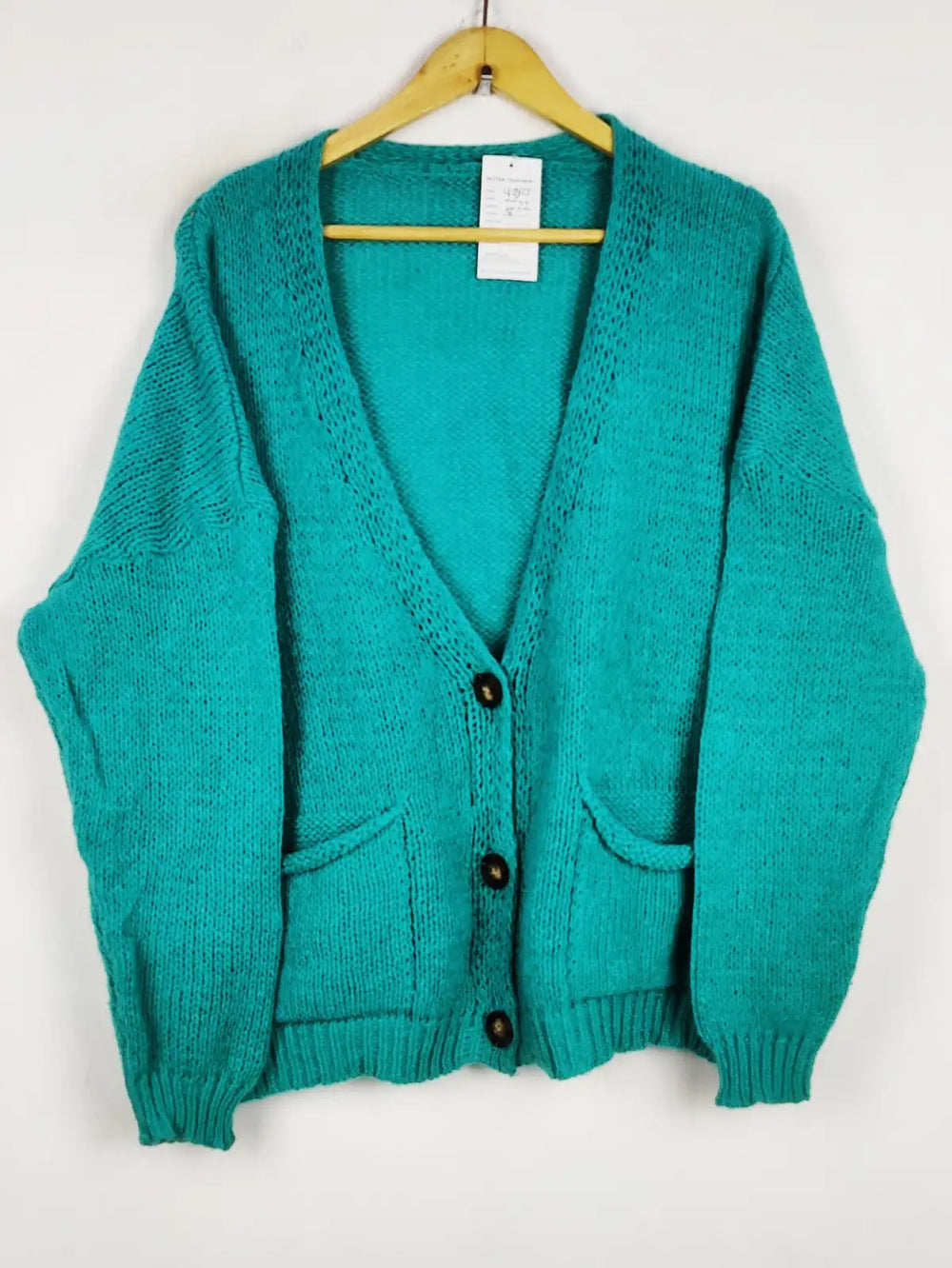 Buy online pre-used pre-loved 100% authentic & Original branded Unknown Brand (LS-19617) available in Pakistan. Top international brands avilable.