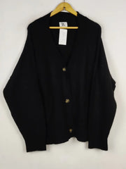 Buy online pre-used pre-loved 100% authentic & Original branded Be You (LS-19657) available in Pakistan. Top international brands avilable.