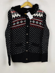Buy online pre-used pre-loved 100% authentic & Original branded Max (LS-19766) available in Pakistan. Top international brands avilable.