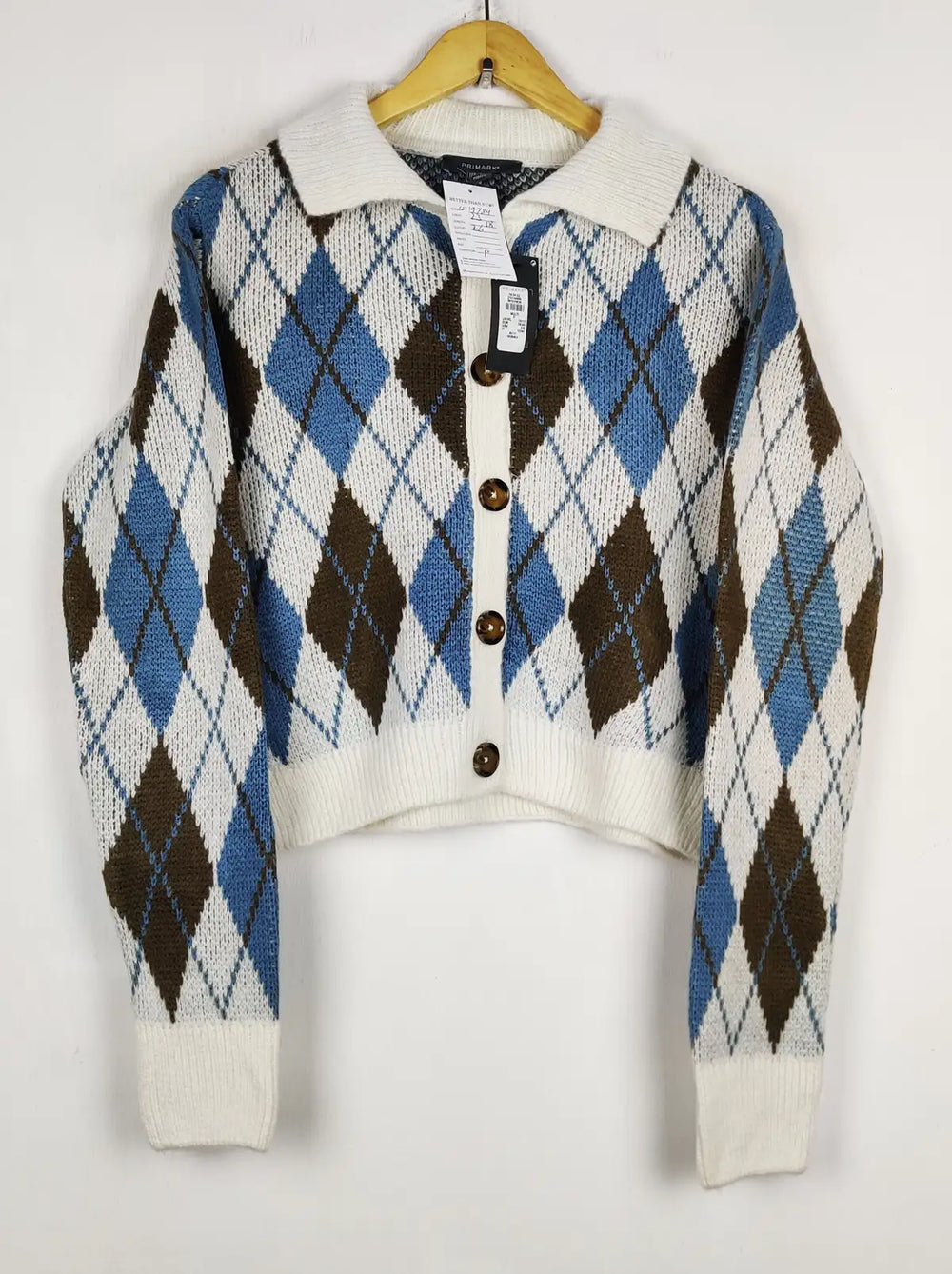 Buy online pre-used pre-loved 100% authentic & Original branded Primark (LS-19784) available in Pakistan. Top international brands avilable.