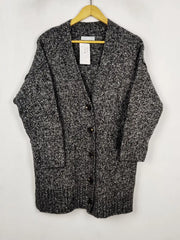 Buy online pre-used pre-loved 100% authentic & Original branded Primark (LS-19805) available in Pakistan. Top international brands avilable.