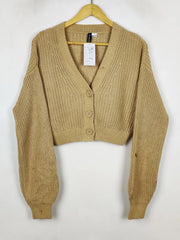 Buy online pre-used pre-loved 100% authentic & Original branded H&M (LS-19822) available in Pakistan. Top international brands avilable.