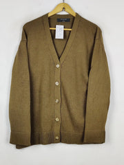 Buy online pre-used pre-loved 100% authentic & Original branded Primark (LS-19825) available in Pakistan. Top international brands avilable.