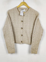 Buy online pre-used pre-loved 100% authentic & Original branded Primark (LS-19848) available in Pakistan. Top international brands avilable.