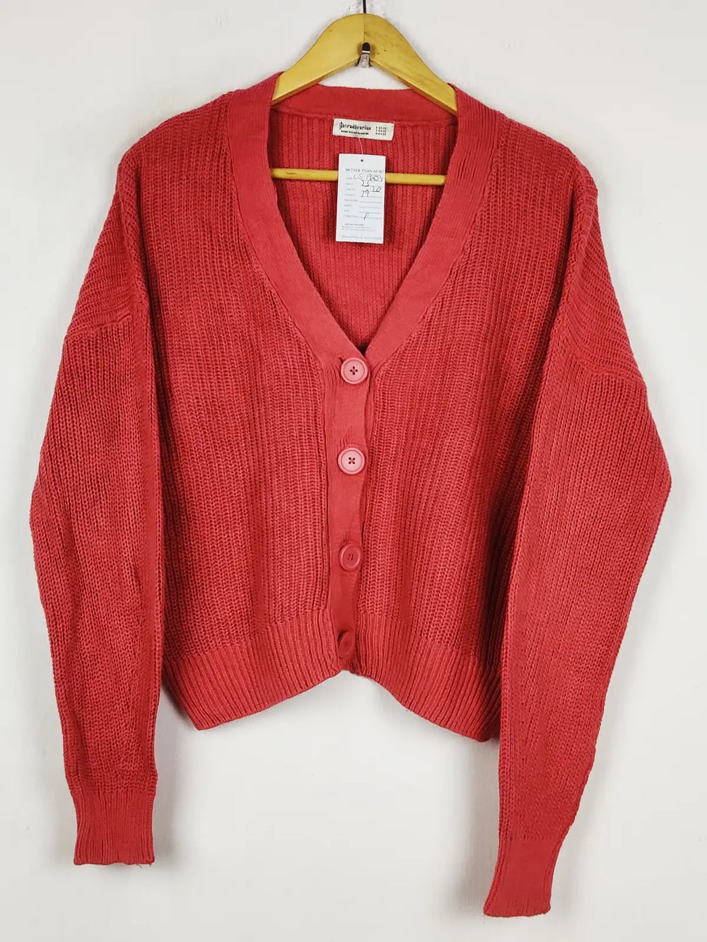 Buy online pre-used pre-loved 100% authentic & Original branded Stradivarius (LS-19854) available in Pakistan. Top international brands avilable.